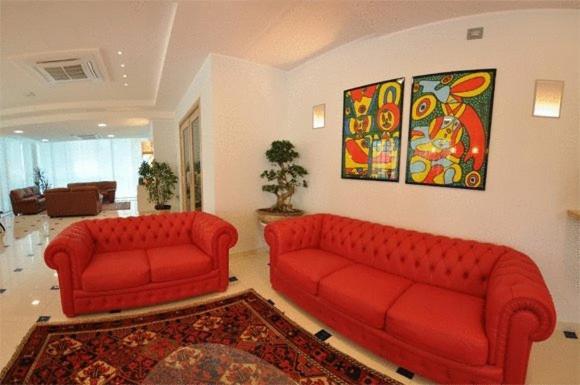 Hotel Haus Charlotte San Benedetto del Tronto Exterior photo