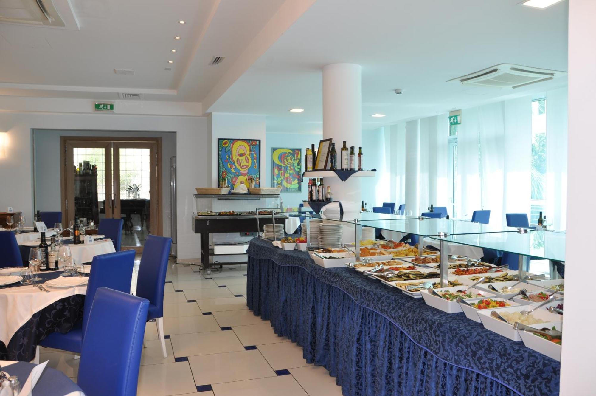 Hotel Haus Charlotte San Benedetto del Tronto Exterior photo