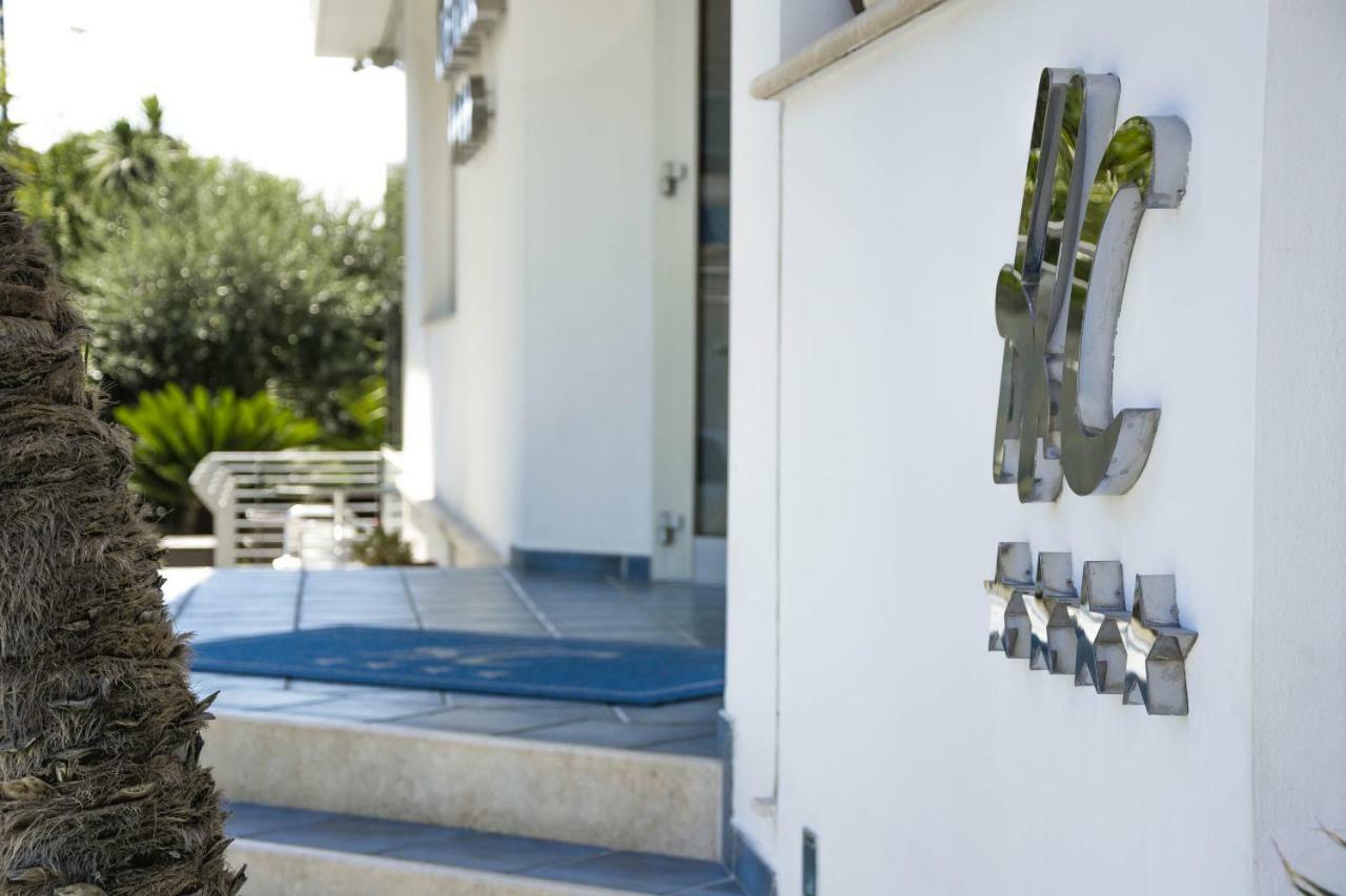 Hotel Haus Charlotte San Benedetto del Tronto Exterior photo